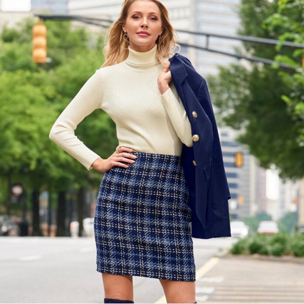 Boston Proper Blue Plaid Tweed Skirt, size 18